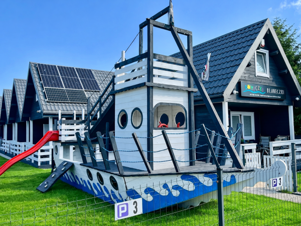 domki przyjazne dzieciom, domki dzieci, domek letniskowy, domek drewniany, domki nad polskim morzem,