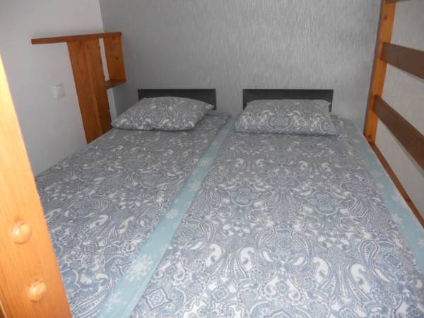 antresola z wygodnym miejscem do spania 160x200