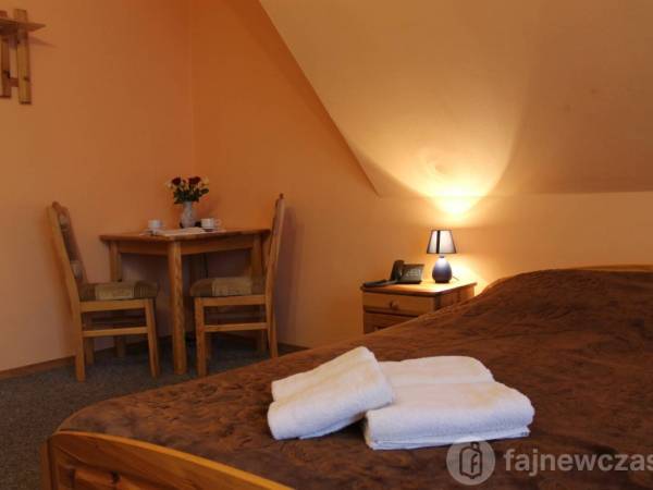 Restauracja I pensjonat Nowak by Babula