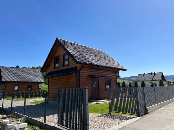 Domek pod lasem u Dariny 