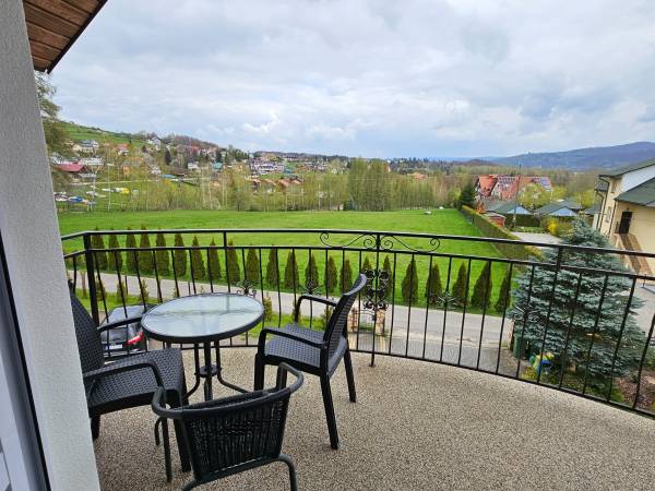 Pokoje i domki u Joli przy jeziorze