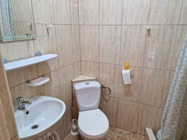 pokój nr 2 łazienka