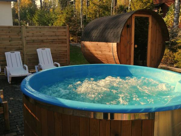 Domek z Basenem ,sauną i banią ruską.