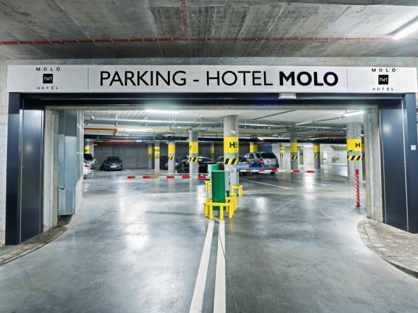 Molo Hotel