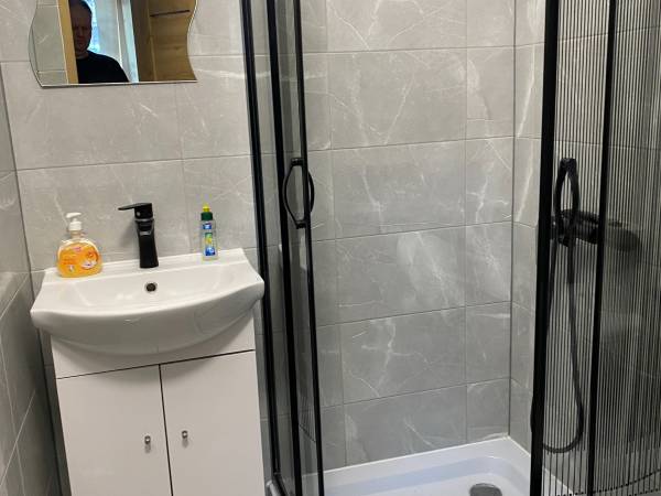 prywatna łazienka pok 2 os z balkonem