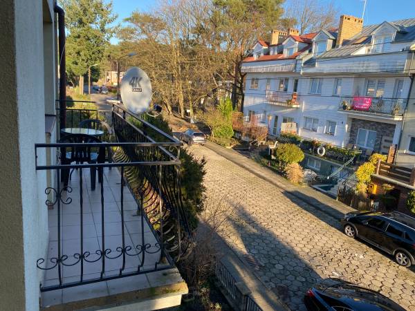 balkon pok 2os z łazienką