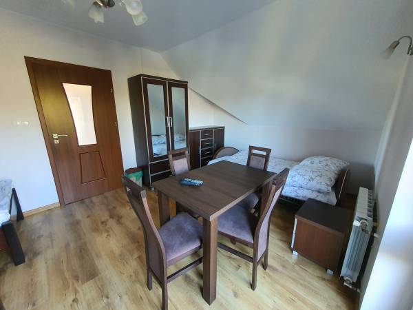 Pokój nr 1: pokój pięcioosobowy