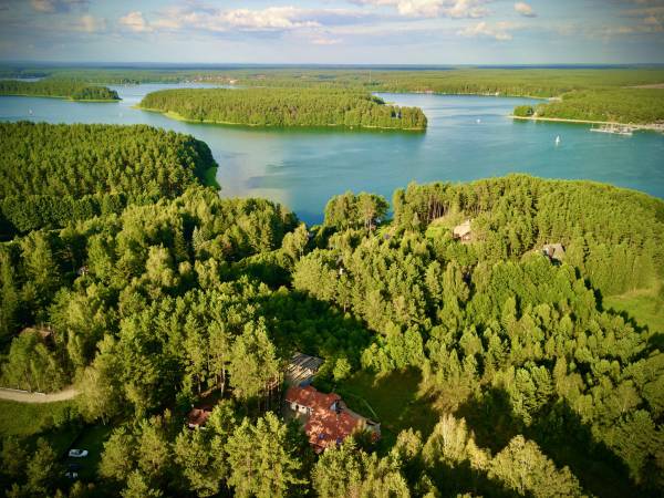 Dworek Wdzydze - Domki i Apartamenty