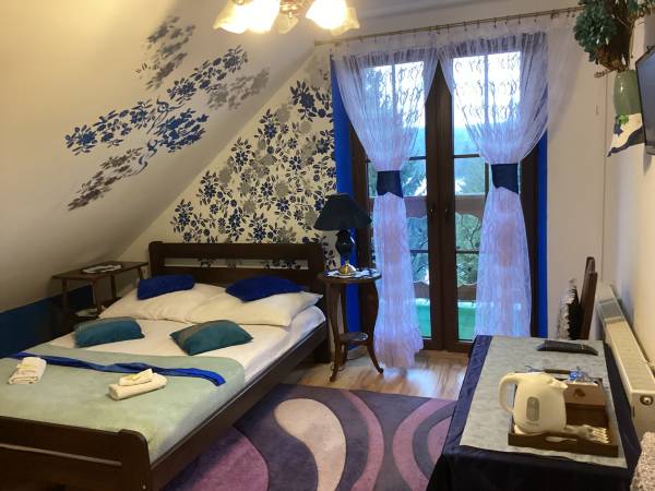 Pokój nr 5 z Balkonem 