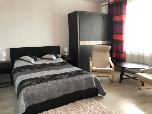 Pokój nr 2 w apartamencie