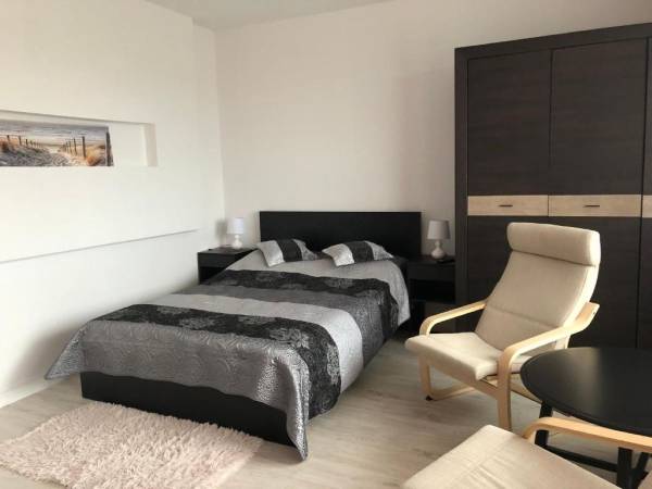 Pokój nr 2 w apartamencie