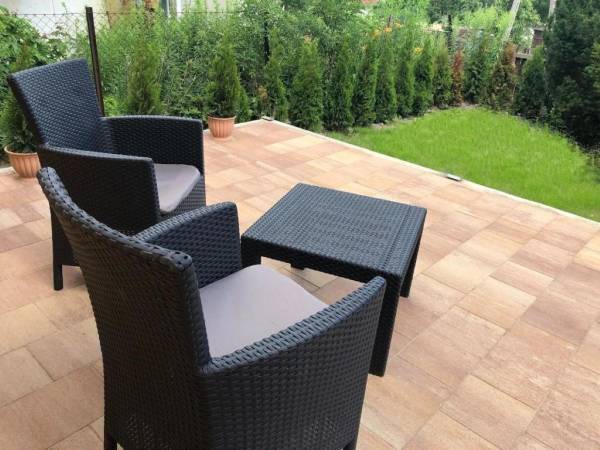 Domek Pod Orzechem, Taras