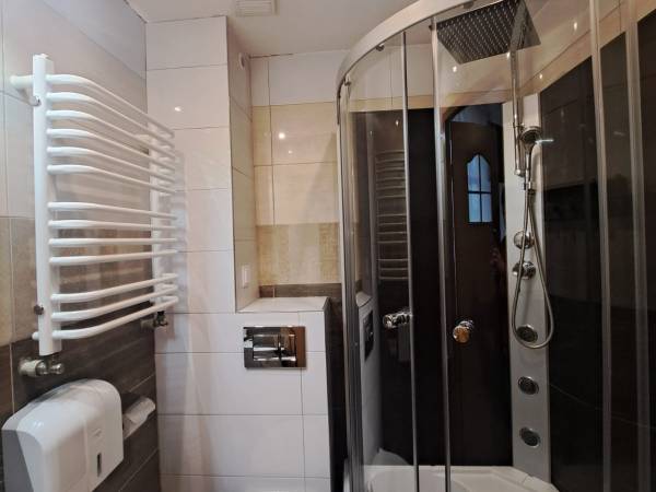 Łazienka w pokoju nr 5