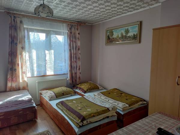 Pokoje Gościnne ''Pod Smrekami''