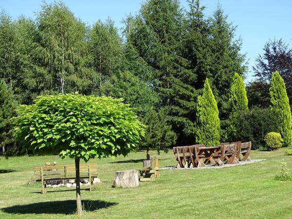 Dębowa Ostoja - domki agroturystyczne nad stawem