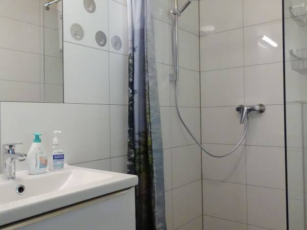 Dębowa Ostoja - domki agroturystyczne nad stawem