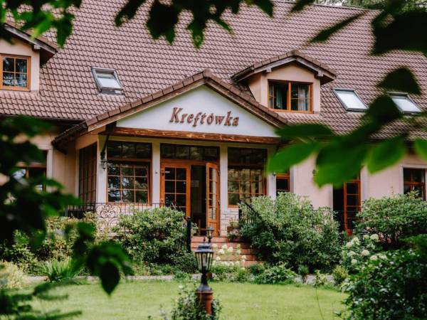 DWOREK i GLAMPING KREFTÓWKA