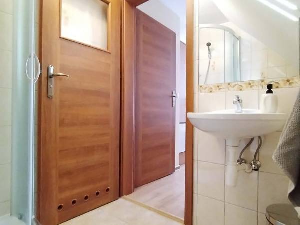 pokój 2osobowy z lodówką