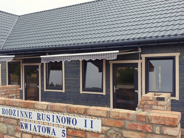 Obiekt nr 2 z basenem