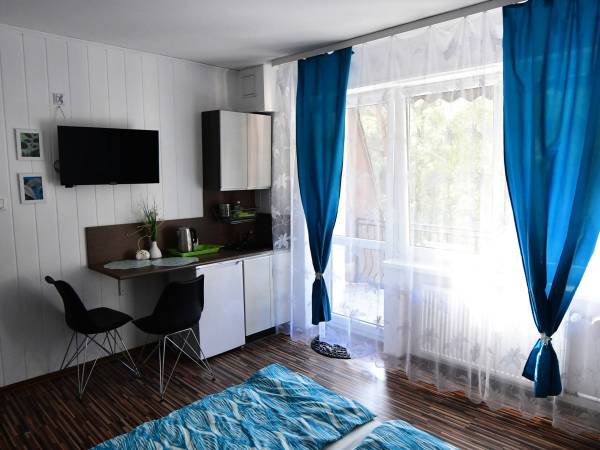 Pokój nr 3- 2 os z aneksem i balkonem