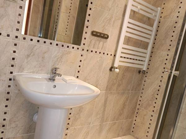 Pokoje Gościnne i Domki CENTRUM