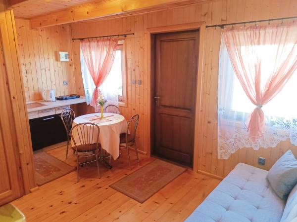 Pokoje Gościnne i Domki CENTRUM