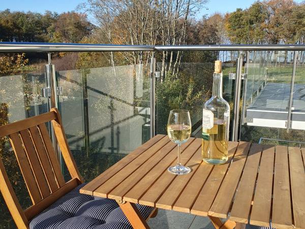 APARTAMENT RODZINNY - 100 metrów od morza