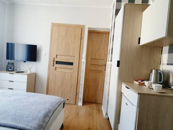 Azur Domki Pokoje Przyczepy kempingowe