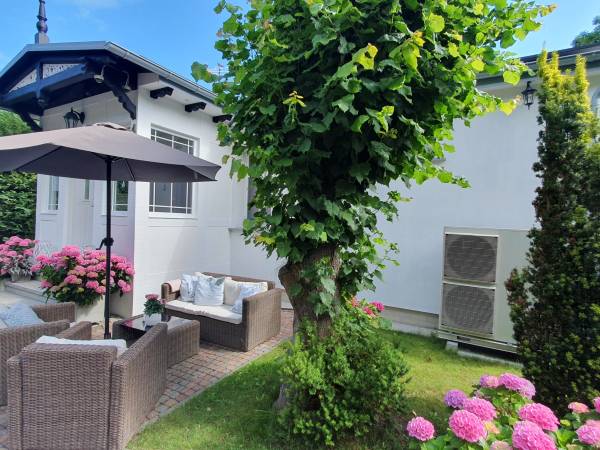 Azur Domki Pokoje Przyczepy kempingowe