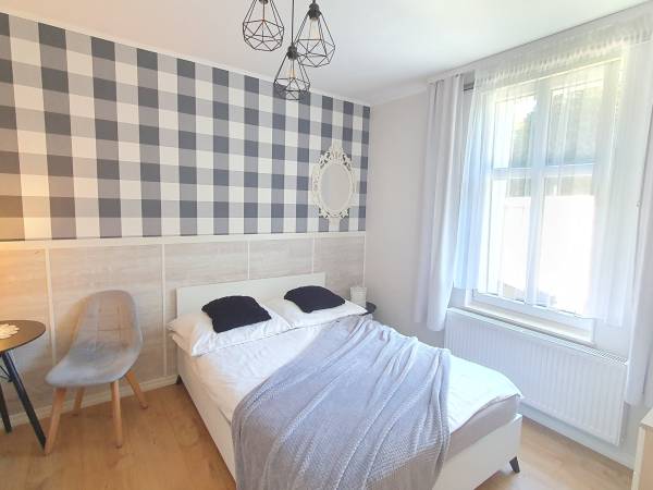 Azur Domki Pokoje Przyczepy kempingowe