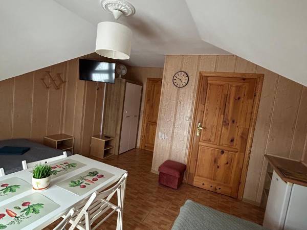 pokój nr2 4os z łazienką i balkonem