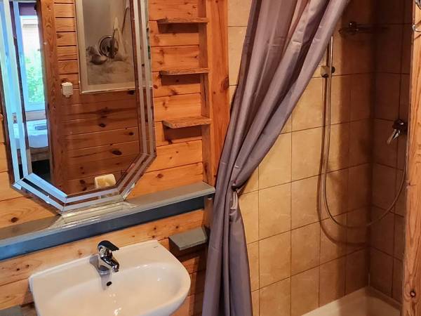 Łazienka domek 4 os 