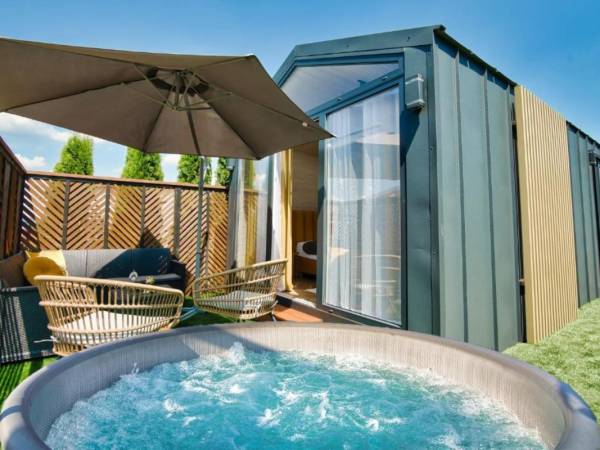 Domek Tradycyjny numer 1 VIP JACUZZI