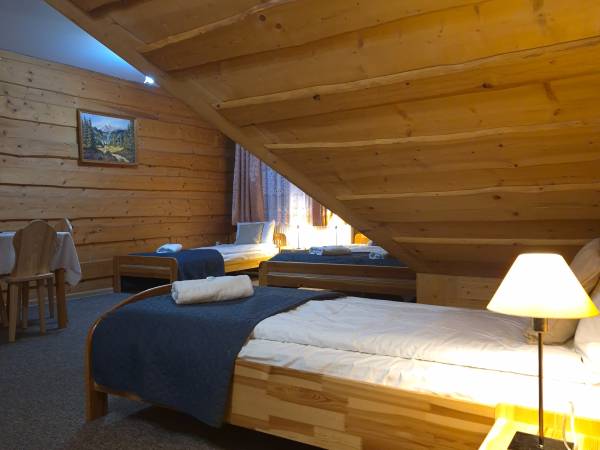 Pokój 4 osobowy LUX