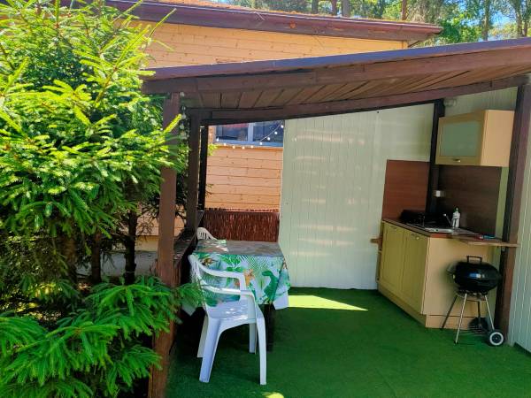 Domek mały taras i aneks