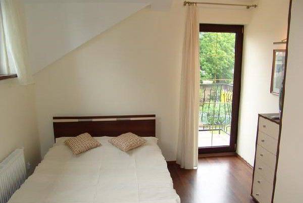 apartament KREMOWY 2-3 os.