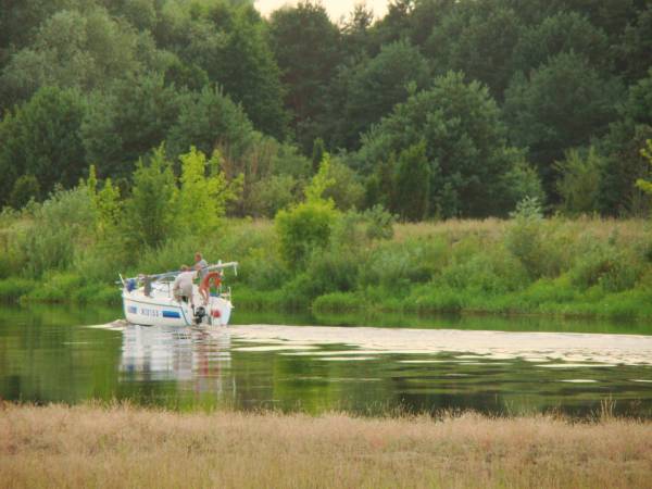 rzeka Narew z krajobrazem rezerwatu przyrody