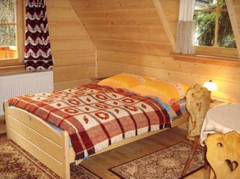 POKOJE i APARTAMENTY REGIONALNE