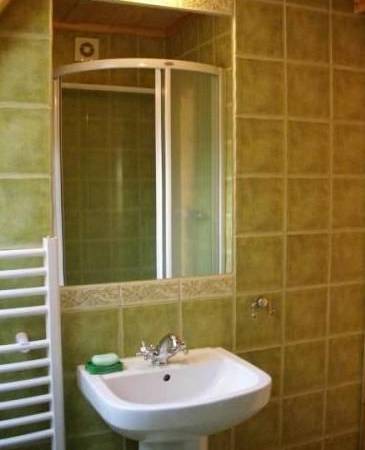 POKOJE i APARTAMENTY REGIONALNE