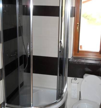 Domki Klimkówka Dom Panda łazienka 