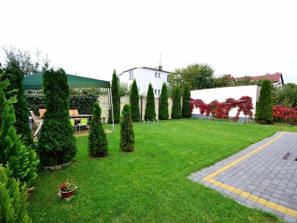 Pokoje Wczasowe Villa Pod Różą 