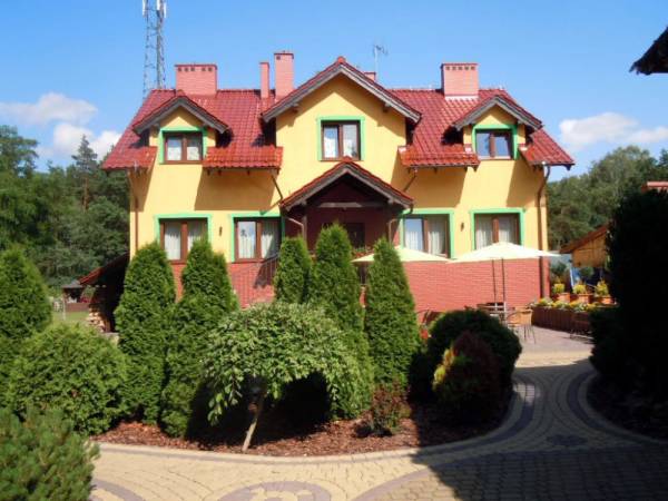 Gajówka - Całoroczne Pokoje i Apartamenty