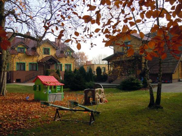 Gajówka - Całoroczne Pokoje i Apartamenty