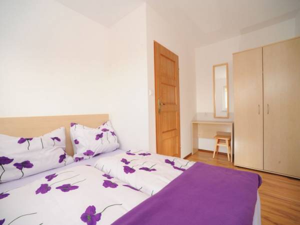 Pokój z podwójnum łóżkiem