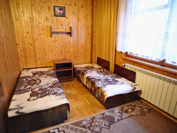 pokój 3 osobowy (fragment)