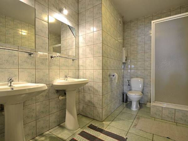 łazienka - pokoj nr 1 i 2