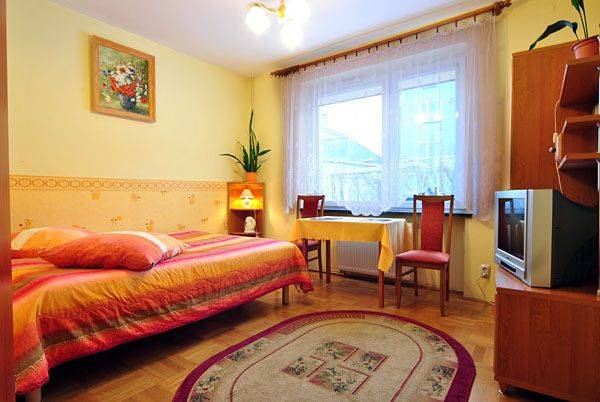 Pokój nr 3, łóżko małżeńskie