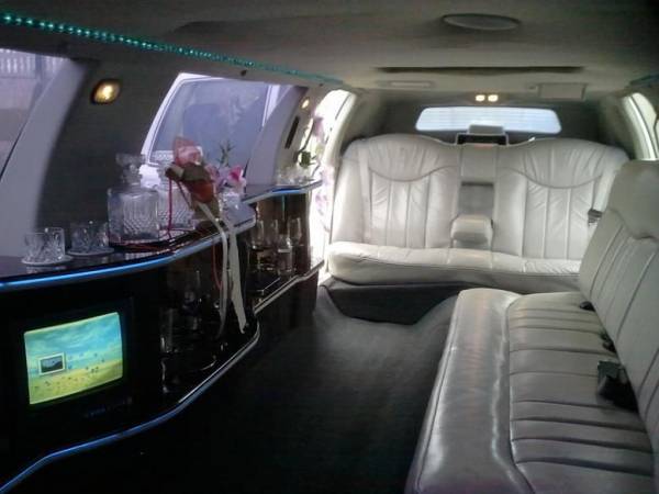 Yacht motorowy czarter Bałtyk Mierzeja Wiślana