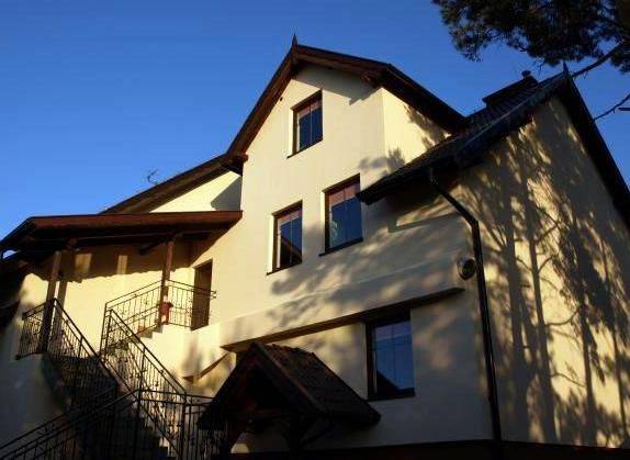 Pod Wydmą, pokoje gościnne, smażalnia ryb