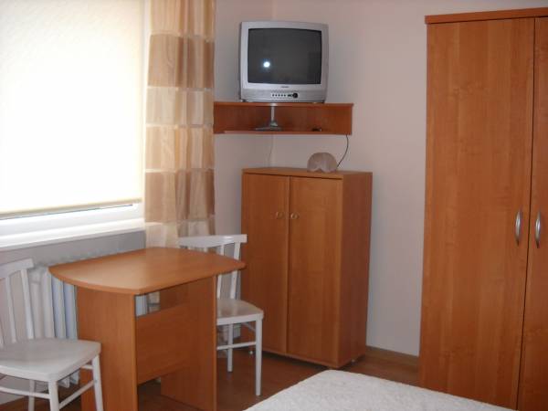 pokój 3 osobowy z łazienką